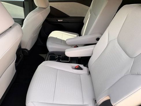 New 2026 Lexus TX 350 FWD image 19