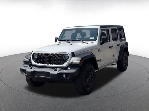 Used 2025 Jeep Wrangler Unlimited Sport AWD/4WD image 7