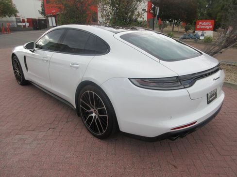 Used 2023 Porsche Panamera Platinum Edition RWD image 93