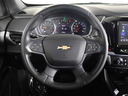 Used 2023 Chevrolet Traverse LT w/ Rear Camera Mirror Package image 43