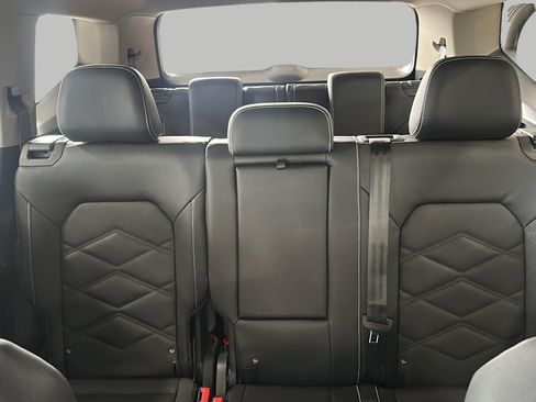 Used 2026 Volkswagen Atlas SE AWD/4WD image 22