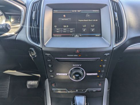 Used 2015 Ford Edge Titanium w/ Technology Package AWD/4WD image 13