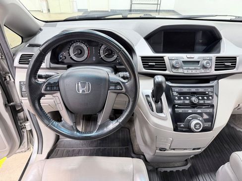 Used 2013 Honda Odyssey EX-L image 22