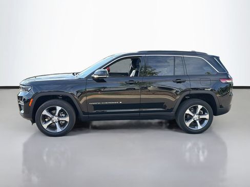 Used 2024 Jeep Grand Cherokee Limited AWD/4WD image 8
