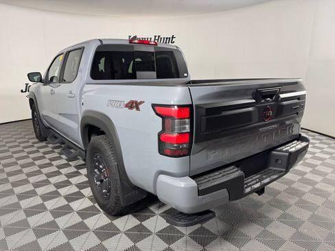 Used 2025 Nissan Frontier PRO-4X w/ Interior Protection Package AWD/4WD image 9
