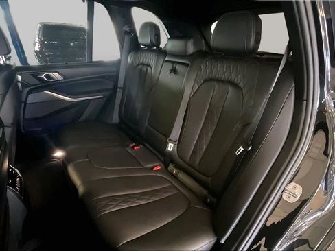 Used 2020 BMW X5 M50i w/ Executive Package AWD/4WD image 19