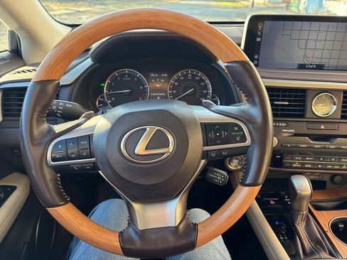 Used 2020 Lexus RX 350L Premium image 13