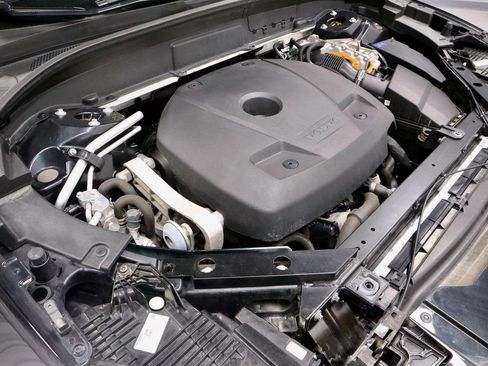 Used 2024 Volvo XC60 T8 Core image 17