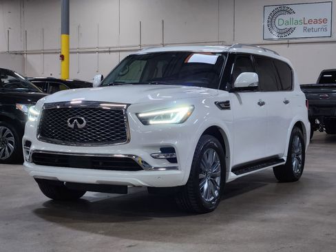 Used 2022 INFINITI QX80 Luxe w/ Cargo Package AWD/4WD image 4