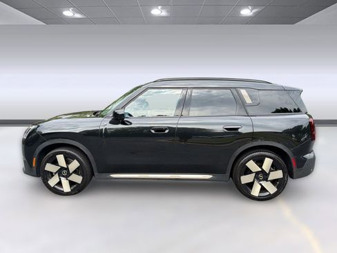 Certified 2025 MINI Cooper Countryman S w/ Comfort Package Max AWD/4WD image 2