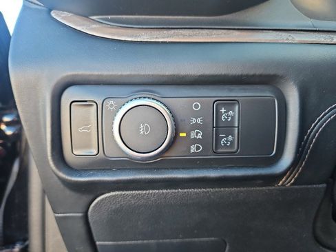 Used 2022 Ford Explorer Platinum w/ Equipment Group 601A image 17