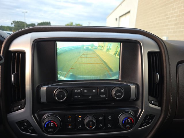 Used 2018 GMC Sierra 1500 SLT AWD/4WD image 16