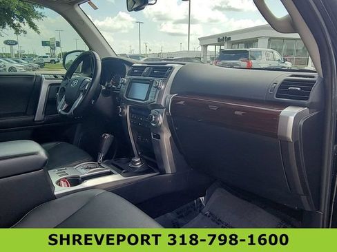 Used 2015 Toyota 4Runner Limited AWD/4WD image 30