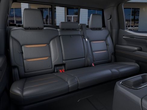 New 2026 GMC Sierra 1500 AT4 w/ Technology Package AWD/4WD image 17