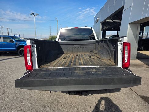 Used 2025 Ford F350 XLT image 6