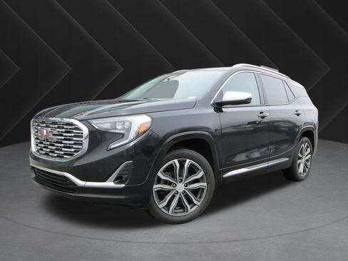 Used 2019 GMC Terrain Denali w/ GMC Pro Grade Package image 1