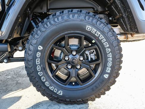 New 2026 Jeep Gladiator Willys image 12