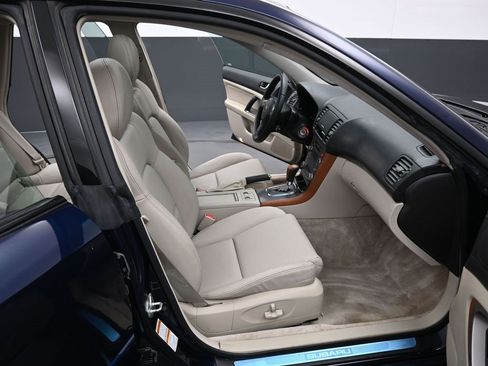 Used 2005 Subaru Legacy 2.5GT Limited image 31