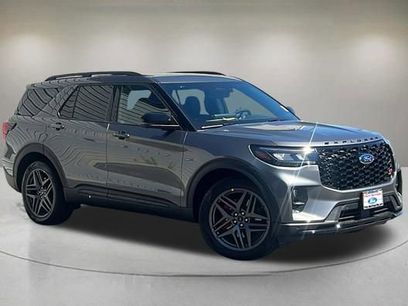 New 2026 Ford Explorer ST w/ Sun And Sound Package