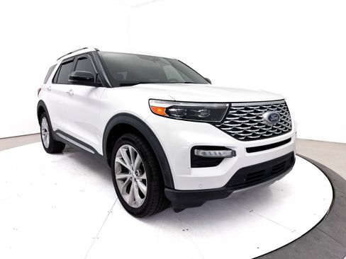 Used 2021 Ford Explorer Platinum w/ Equipment Group 601A AWD/4WD image 14