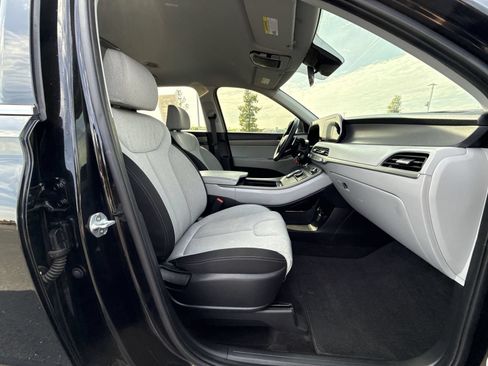 Used 2021 Hyundai Palisade SE AWD/4WD image 25