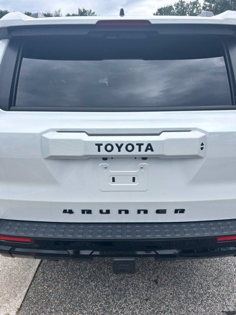 Used 2025 Toyota 4Runner TRD Sport Premium w/ Tow Technology Package AWD/4WD image 14