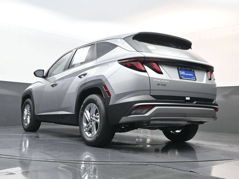 Certified 2026 Hyundai Tucson SE FWD image 26