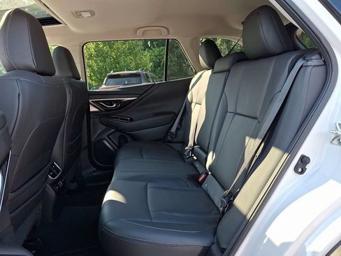 Certified 2025 Subaru Outback Limited AWD/4WD image 11