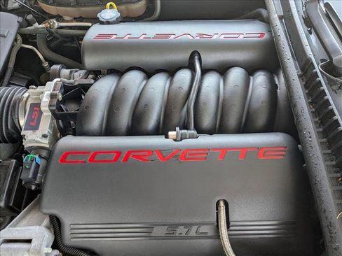 Used 2004 Chevrolet Corvette Convertible w/ Preferred Equipment Group image 17