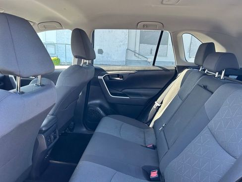 Certified 2022 Toyota RAV4 XLE AWD/4WD image 12