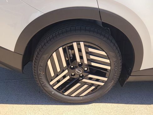 New 2026 Nissan Leaf SV+ w/ Protection Package image 6