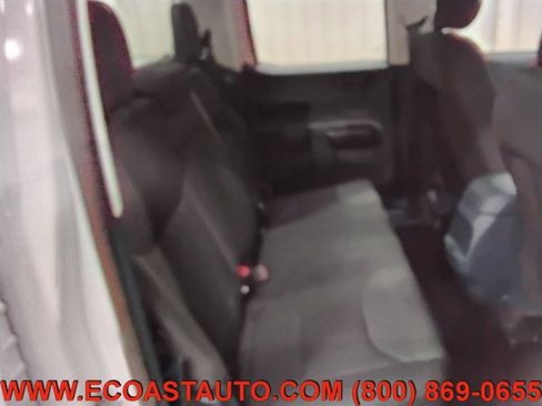 Used 2025 Ford Maverick XL image 15