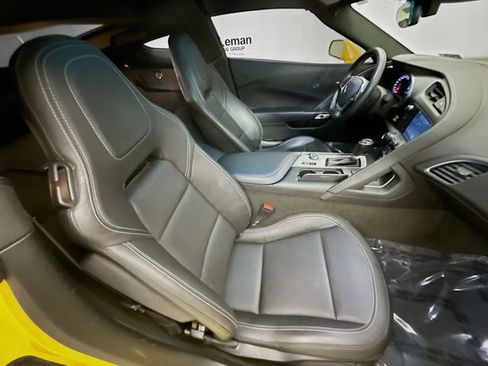Used 2016 Chevrolet Corvette Stingray Coupe image 25