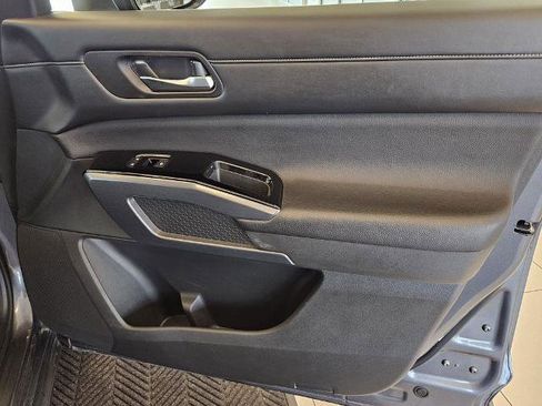 Certified 2023 Nissan Pathfinder SL image 24