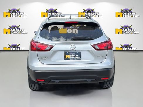 Used 2017 Nissan Rogue Sport SL w/ SL Premium Package image 6