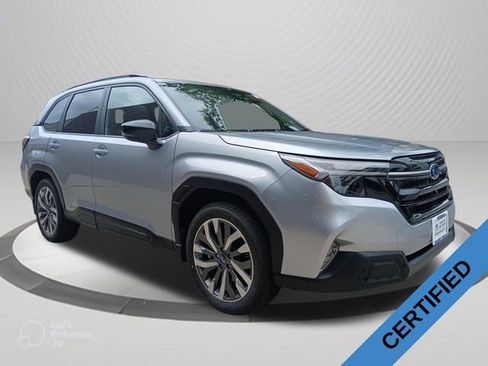 Certified 2025 Subaru Forester Touring AWD/4WD image 1