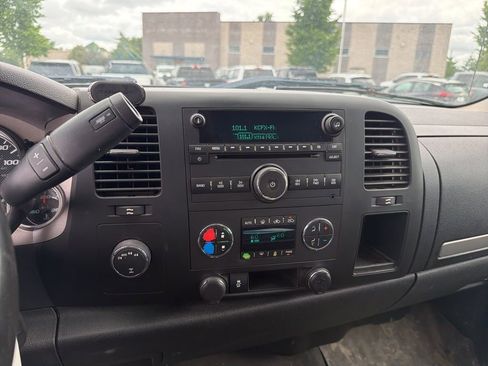 Used 2013 Chevrolet Silverado 1500 LT w/ All-Star Edition AWD/4WD image 5