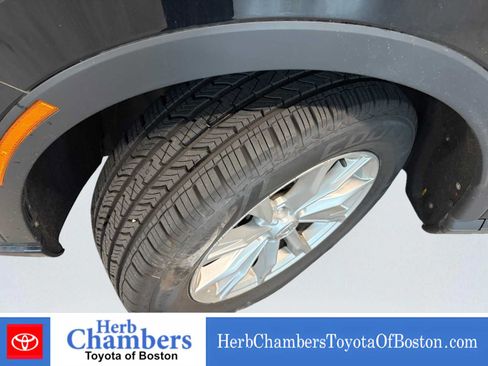 Used 2024 Honda CR-V EX image 8