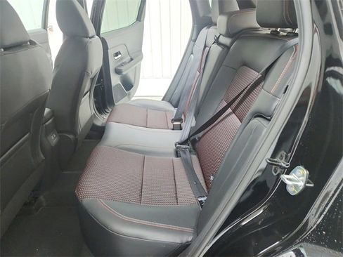 New 2025 Nissan Kicks SR image 29