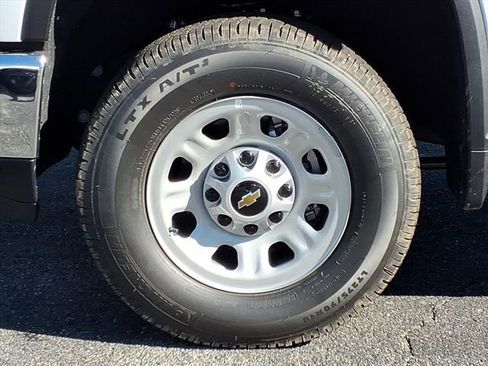 New 2026 Chevrolet Silverado 3500 W/T w/ WT Convenience Package image 6