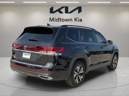 Used 2025 Volkswagen Atlas SE FWD image 3