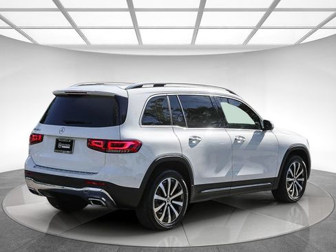 Certified 2022 Mercedes-Benz GLB 250 image 4