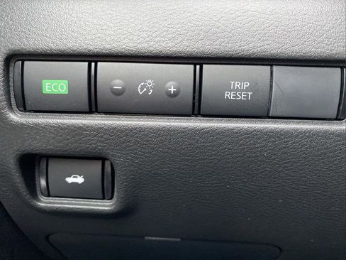 New 2025 Nissan Sentra SR w/ Lighting Package image 21