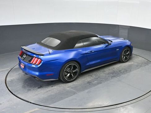 Used 2017 Ford Mustang GT Premium image 37