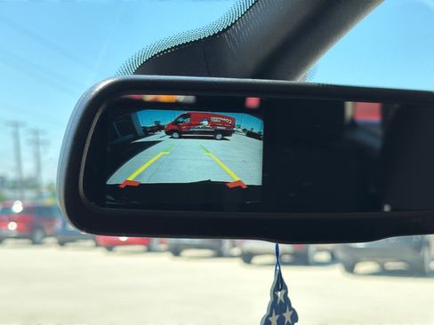 Used 2020 Dodge Journey SE w/ SE Popular Equipment Group FWD image 18