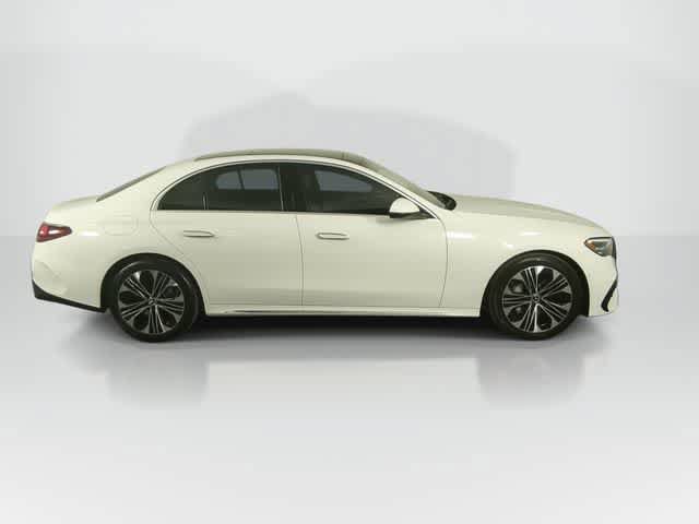 Used 2026 Mercedes-Benz E 350 4MATIC Sedan image 9
