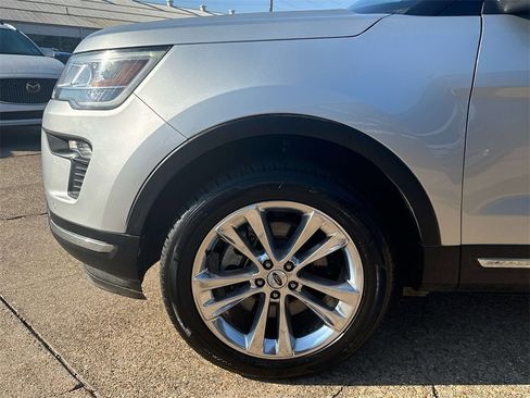 Used 2019 Ford Explorer Limited image 5