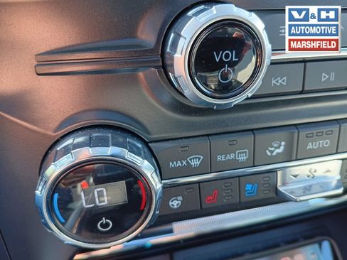 Used 2021 Ford F150 Limited AWD/4WD image 11