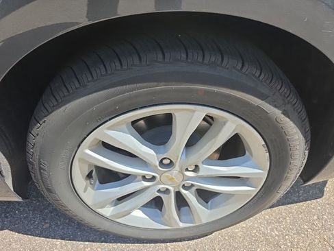 Used 2016 Chevrolet Malibu LT image 16