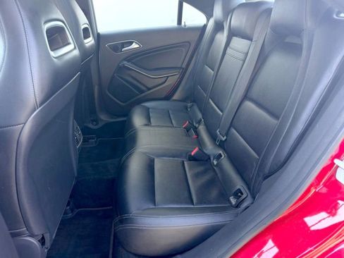 Used 2018 Mercedes-Benz CLA 250 4MATIC image 16